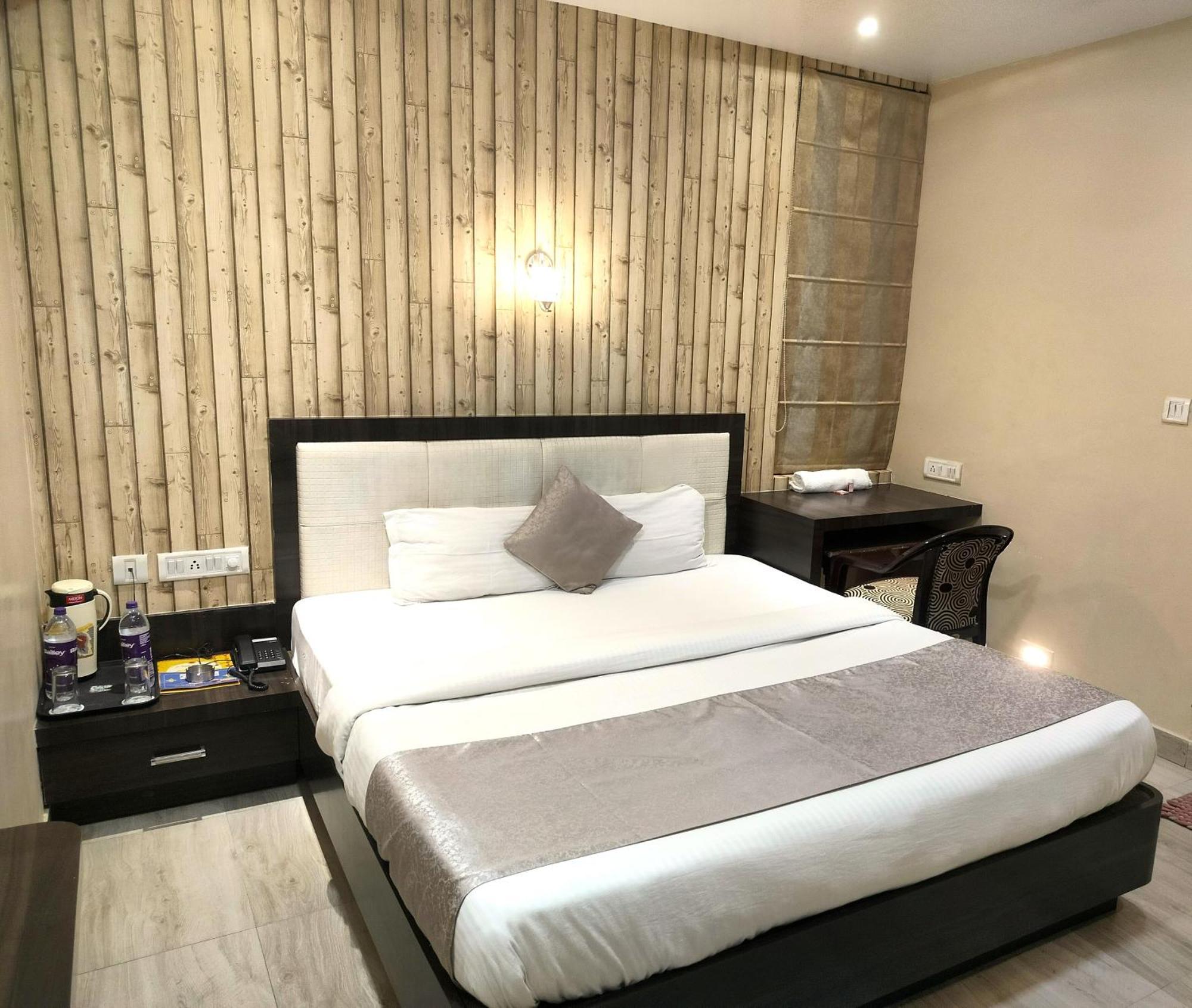 Royal Guest House Varanasi Bagian luar foto