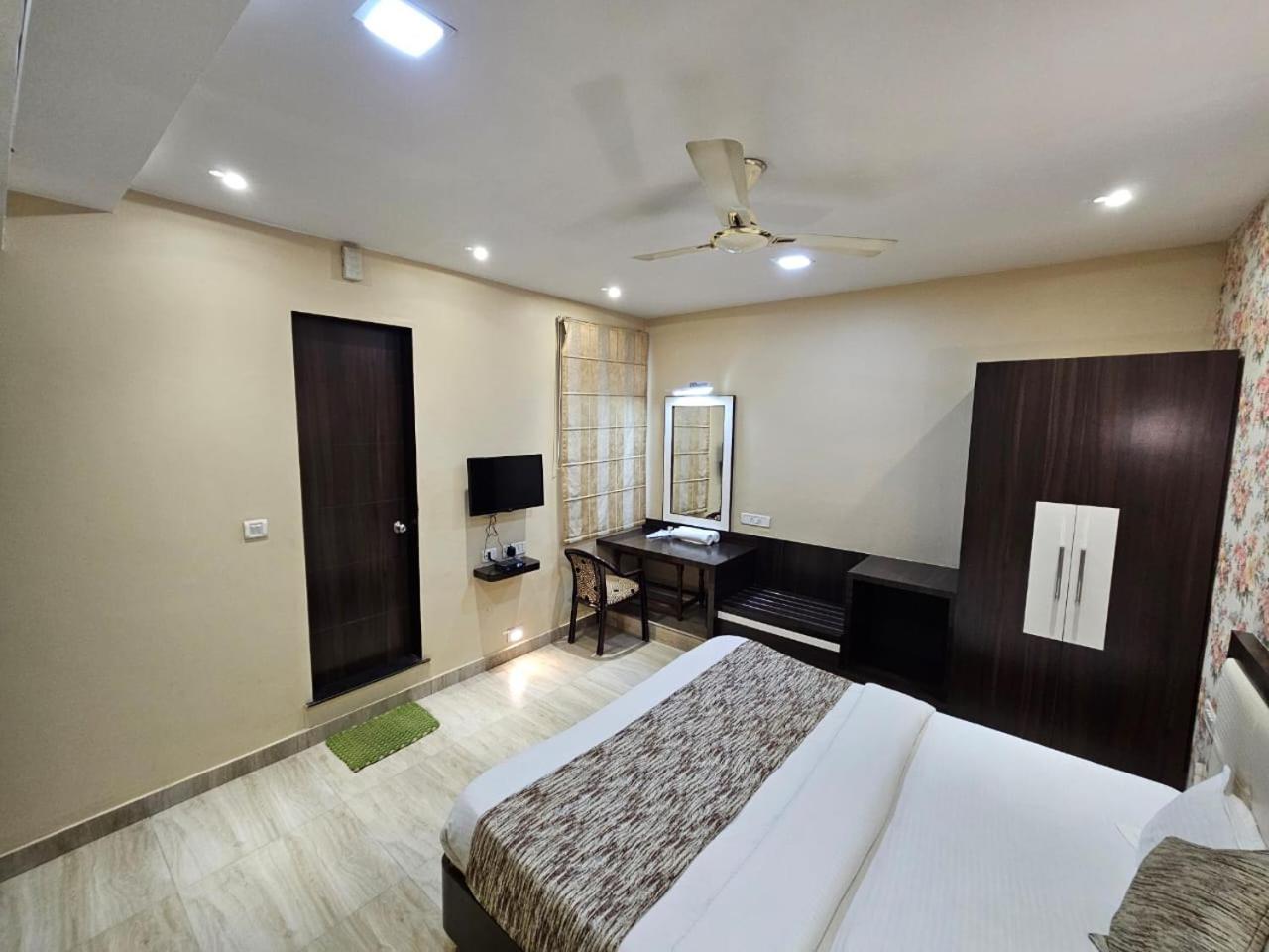 Royal Guest House Varanasi Bagian luar foto